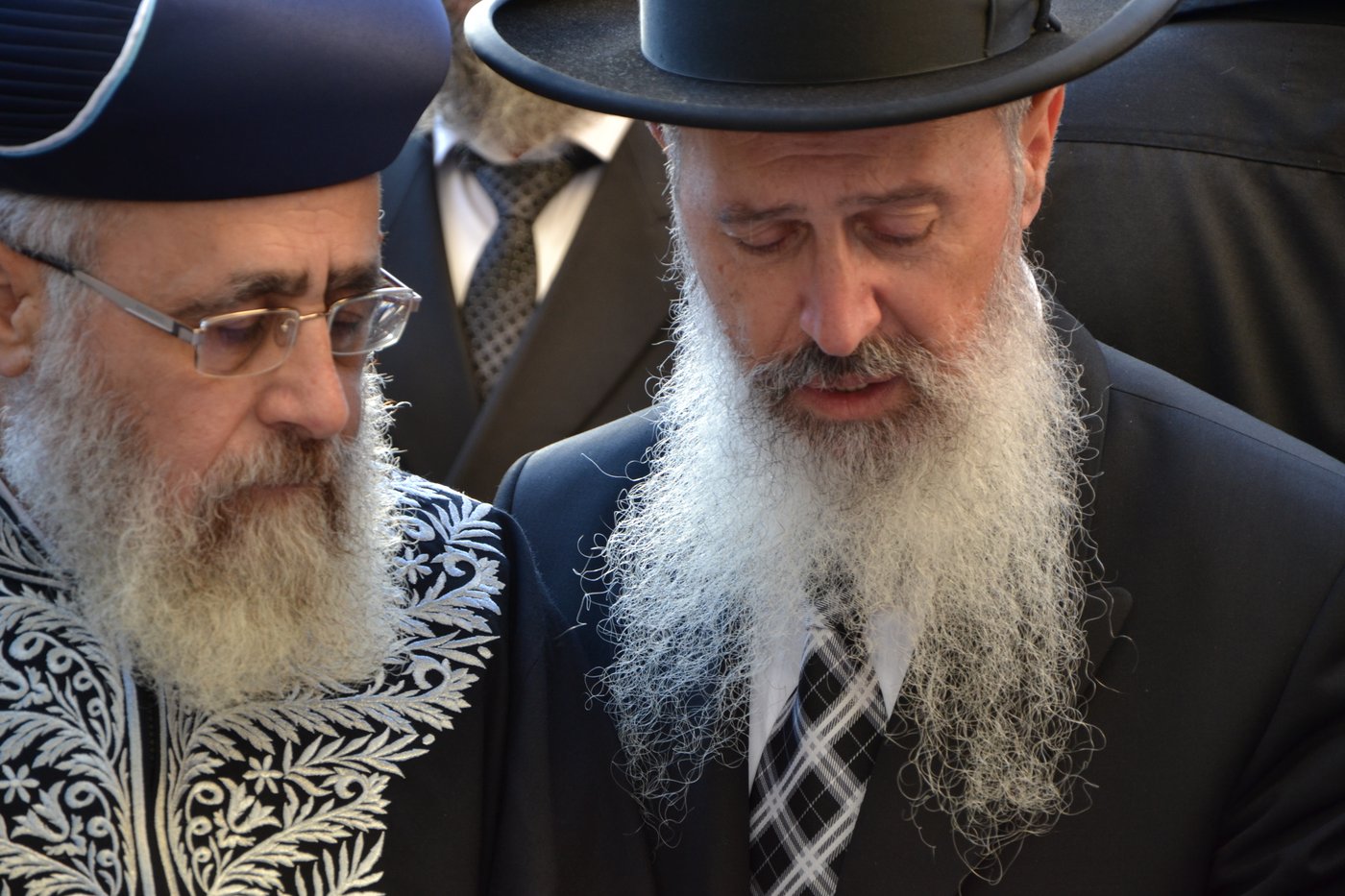 אלפים בעצרת תפילה לרפואת מרן הרב עובדיה יוסף