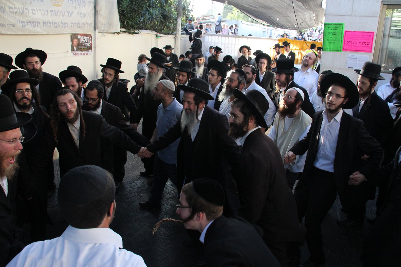 הילולת שמעון הצדיק: אלפים העתירו על הגרח"ע יוסף