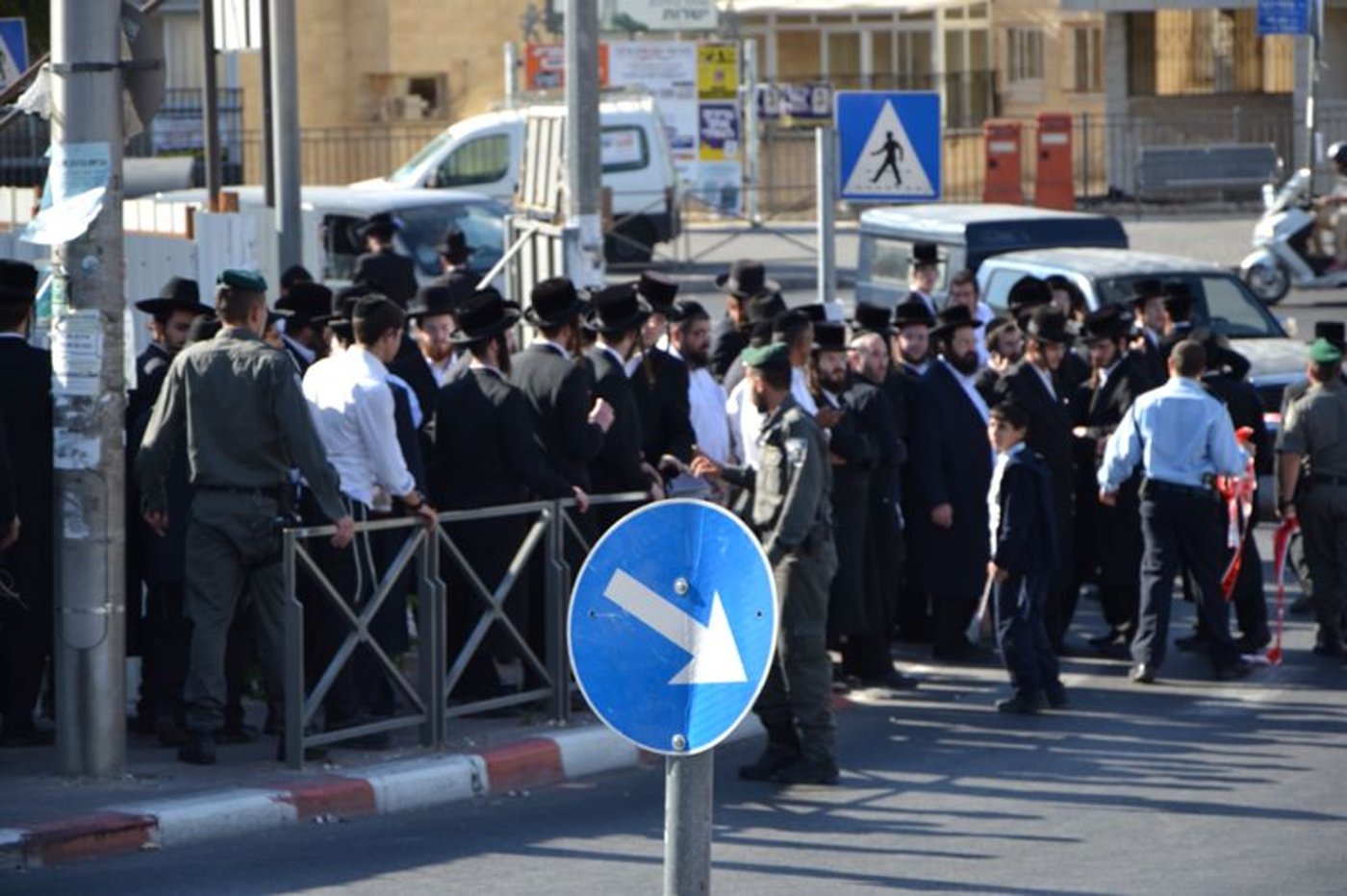 מיטת פוסק הדור עזבה את 'שמגר'