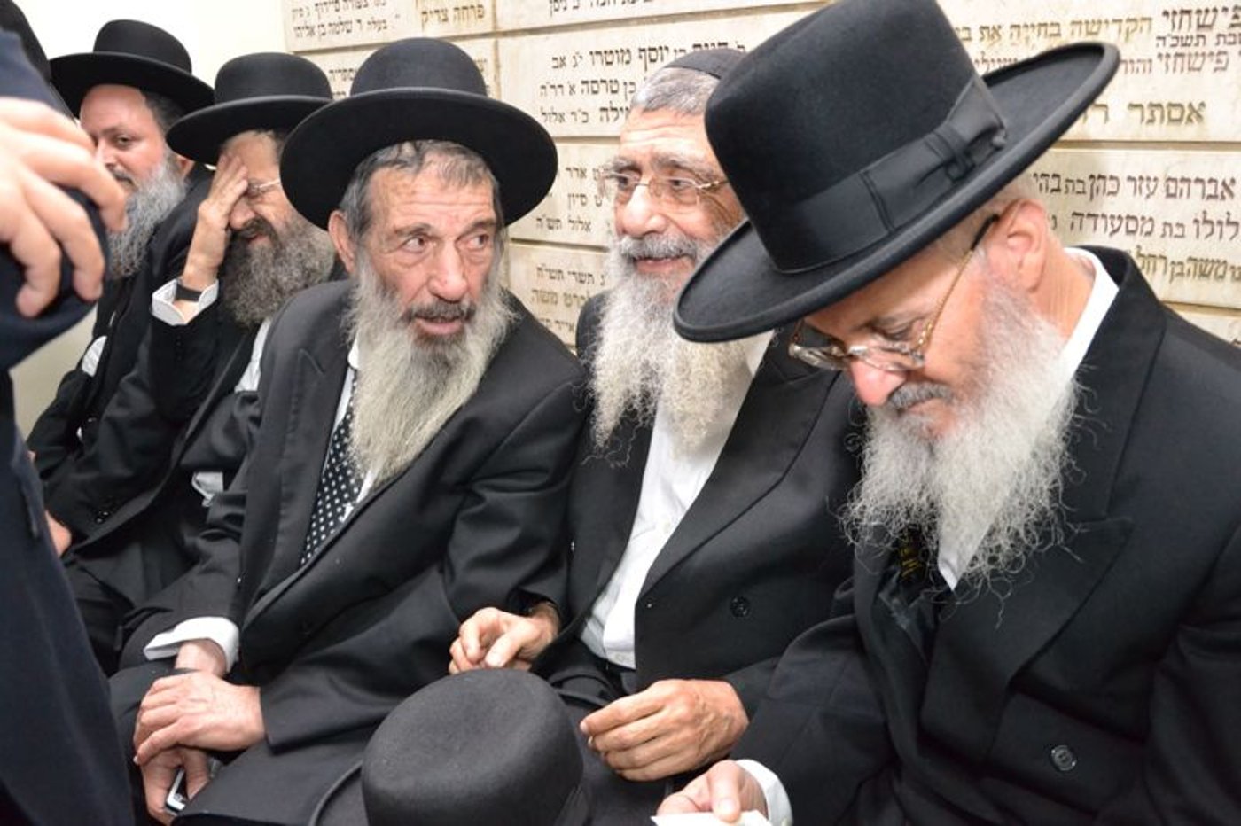 מסע הלווית מרן הגאון רבי עובדיה יוסף זצ"ל • גלריה מתעדכנת