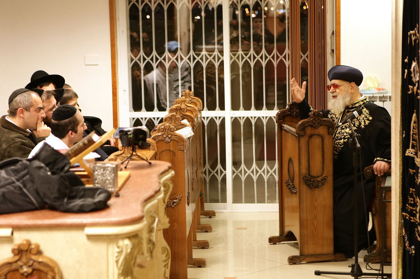 מרן פוסק הדור הגאון רבי עובדיה יוסף זצוק"ל • תמונות חייו