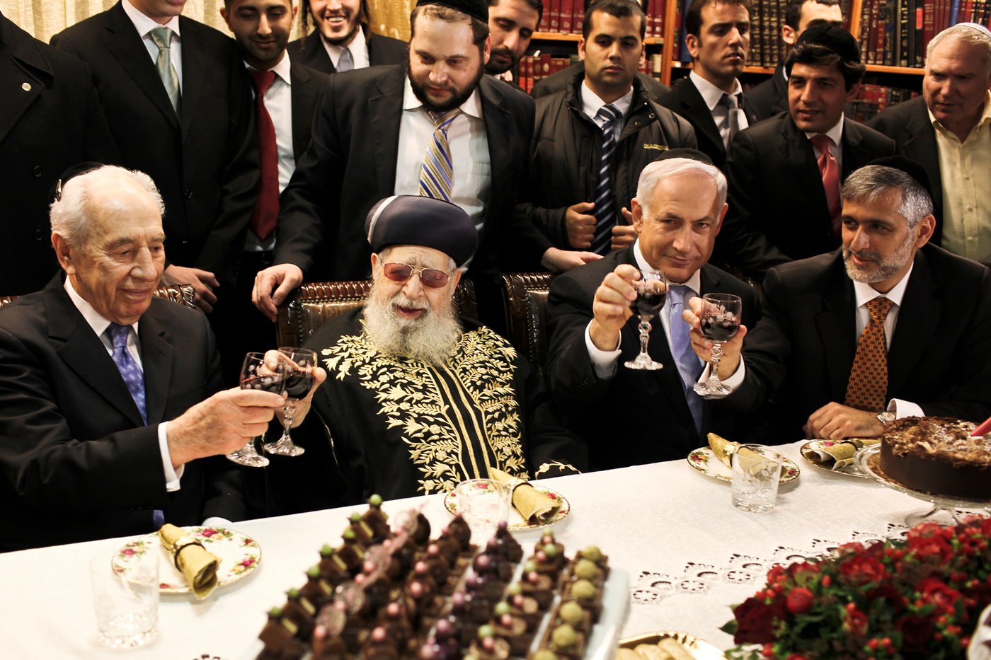 מרן פוסק הדור הגאון רבי עובדיה יוסף זצוק"ל • תמונות חייו