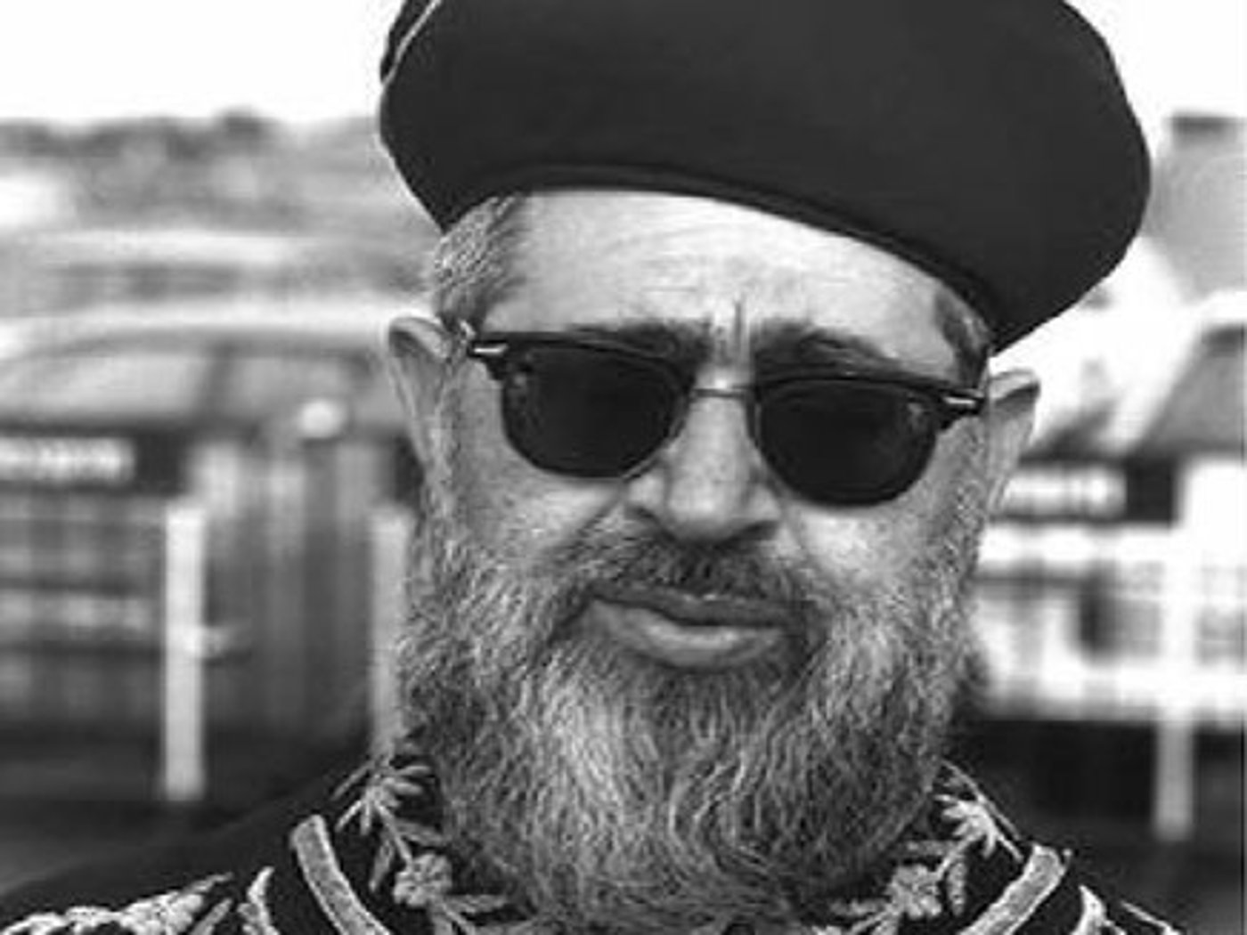 מרן פוסק הדור הגאון רבי עובדיה יוסף זצוק"ל • תמונות חייו