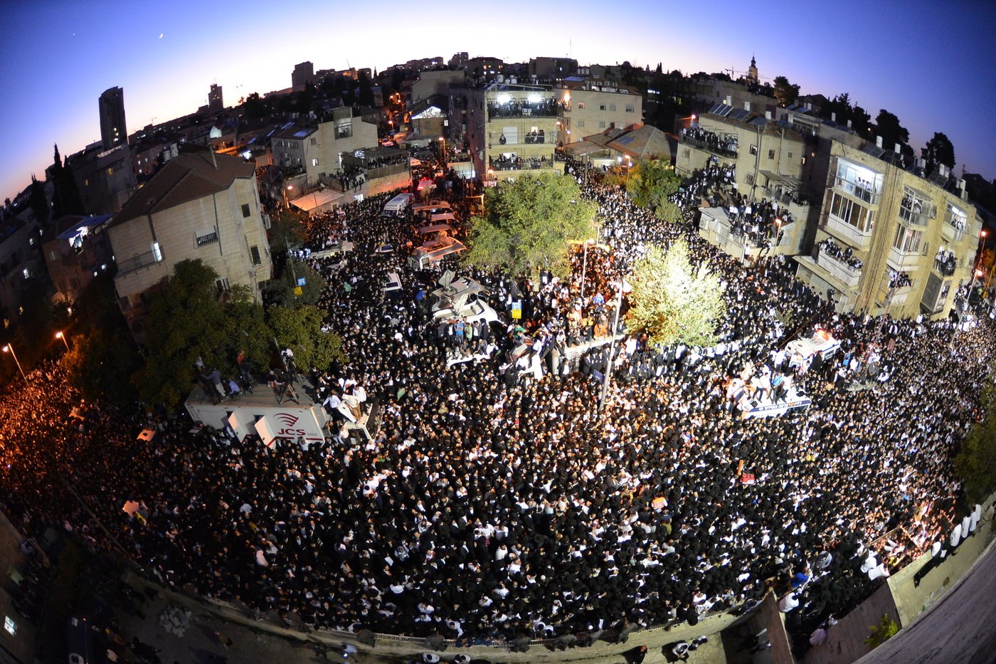 מסע הלוויה: מיליון נפרדים, מאה תמונות • גלריה