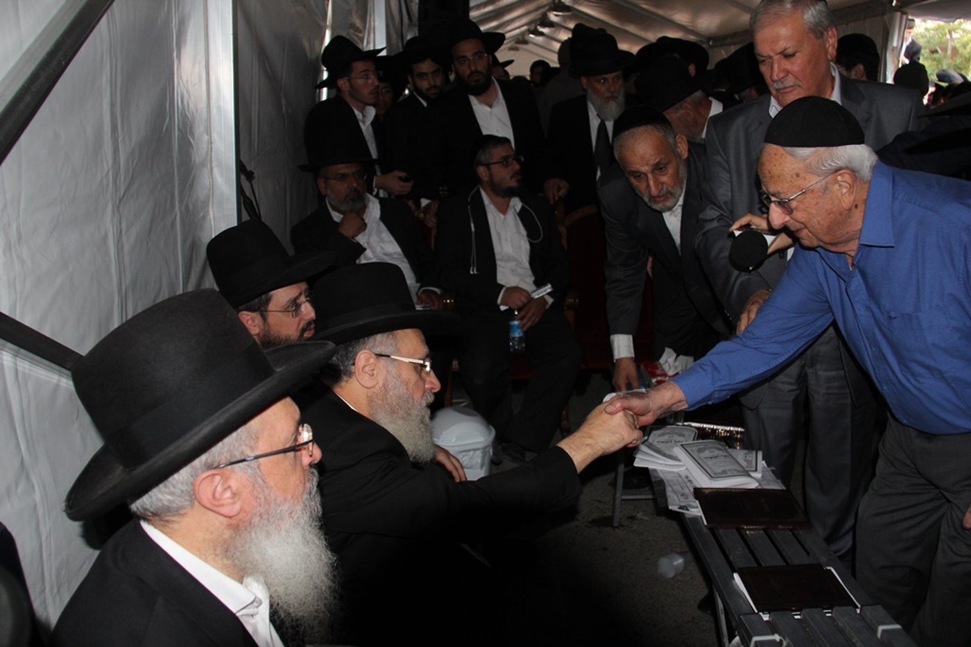 יום שני של ניחום אבלים בהקבלן 45 • צפו בגלרית ענק