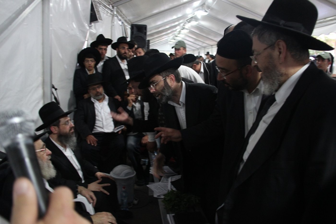 יום שני של ניחום אבלים בהקבלן 45 • צפו בגלרית ענק