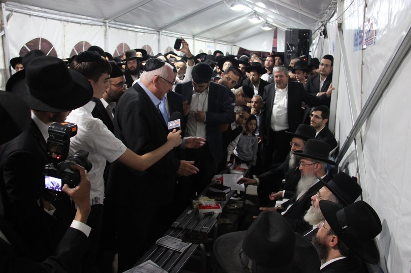 יום שני של ניחום אבלים בהקבלן 45 • צפו בגלרית ענק