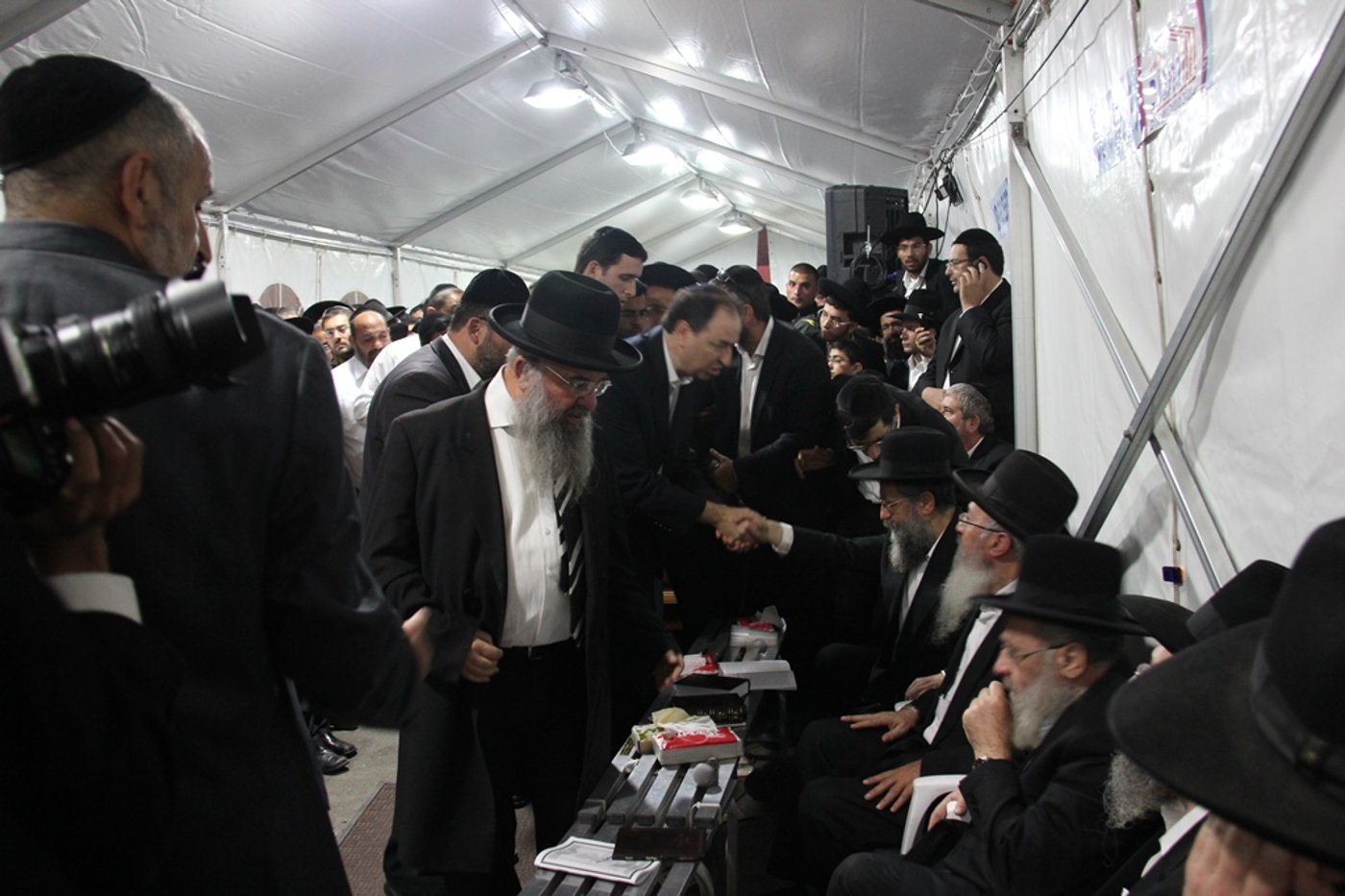 יום שני של ניחום אבלים בהקבלן 45 • צפו בגלרית ענק