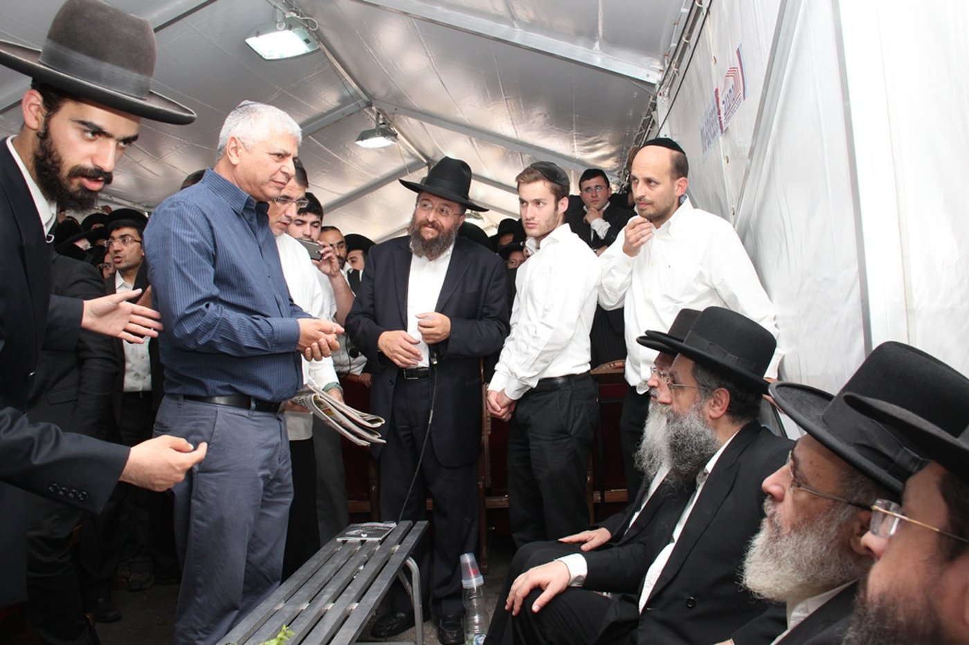 פותחים שבוע בלי מרן הרב עובדיה יוסף • גלריה מהאוהל