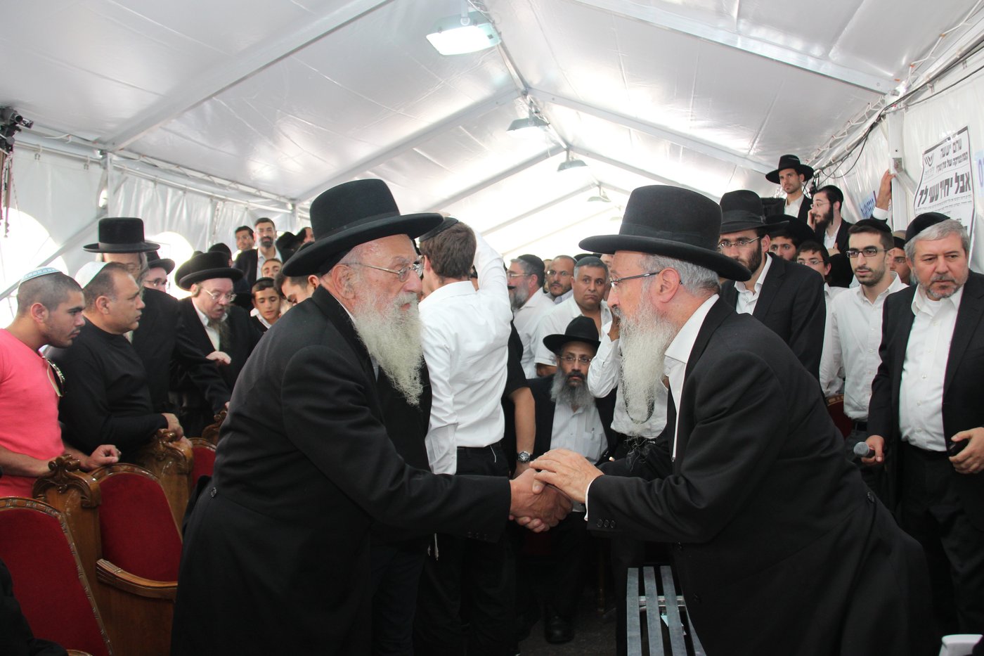יום אחרון של ניחום אבלים ב'הקבלן 45'. גלריה