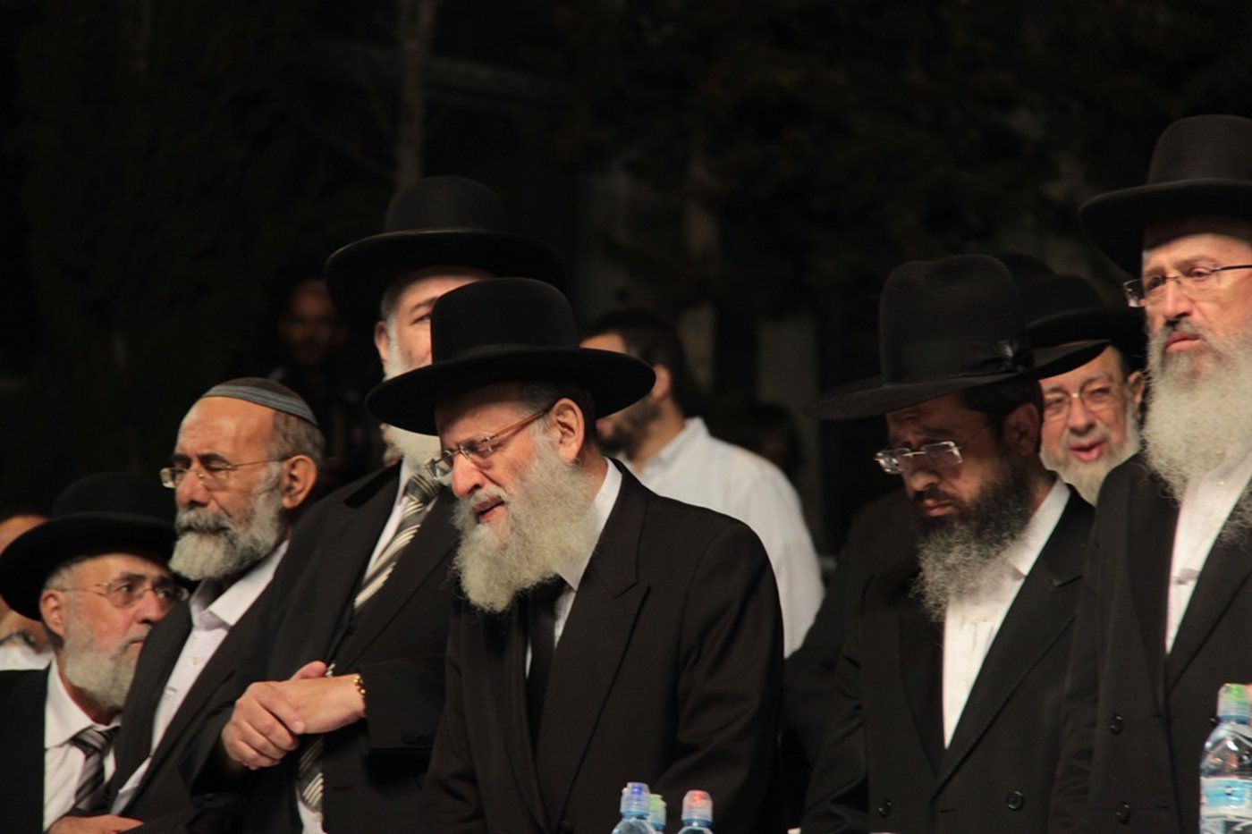 עצרת הרבבות לזכרו של הרב עובדיה • צפו