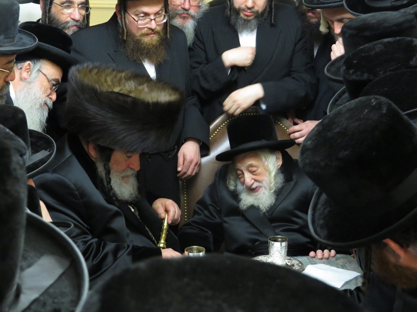 האדמו"ר מויז'ניץ ביקר אצל האדמו"ר מסקולען • גלריה