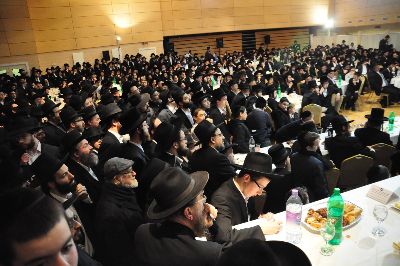 גלריה: ביקור הבזק של האדמו"ר מצאנז במנצ'סטר