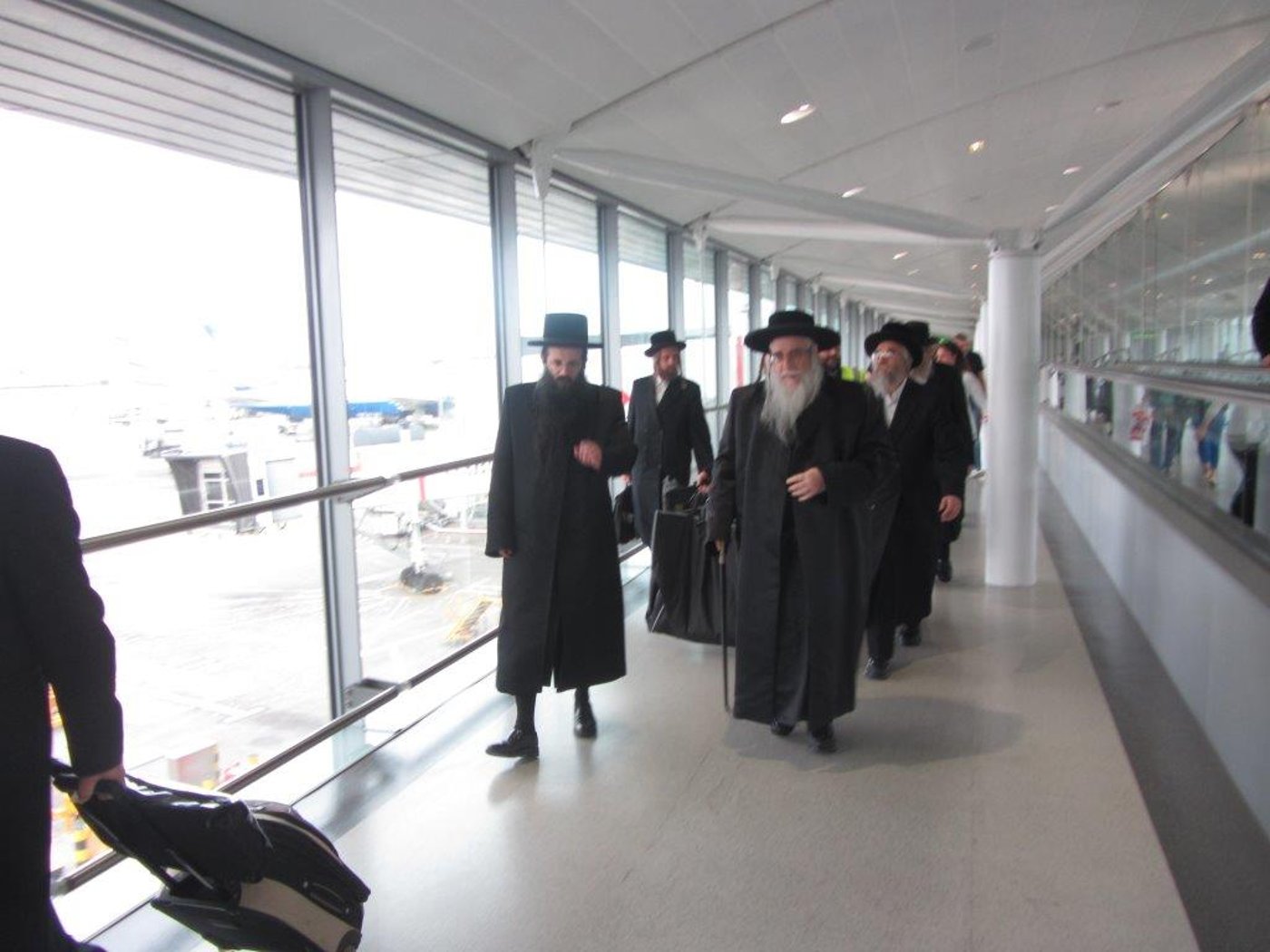 גלריה: ביקור הבזק של האדמו"ר מצאנז במנצ'סטר