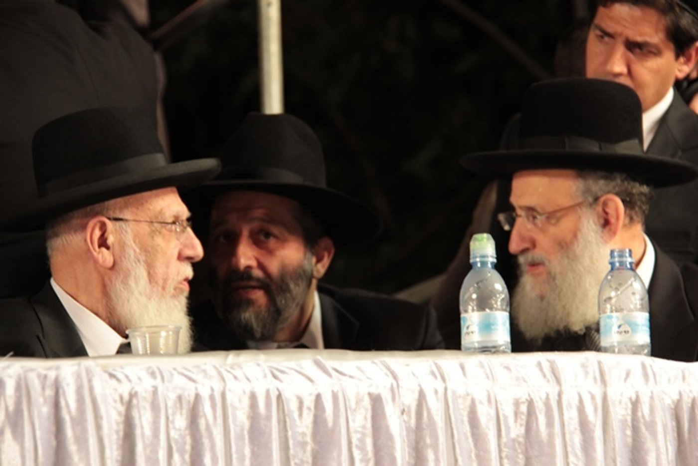 אלפים בעצרת השלושים לפטירת מרן הגר"ע יוסף