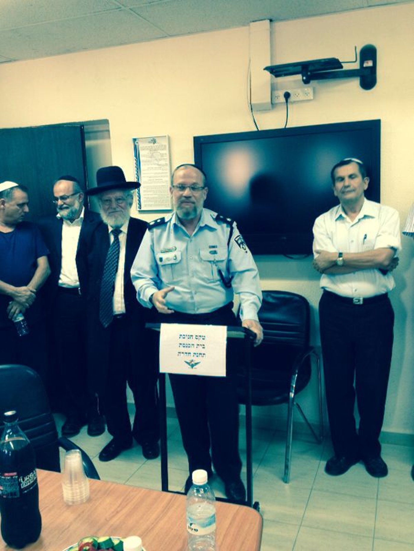 גאב"ד 'העדה' הורה והעציר שוחרר לליל הסדר