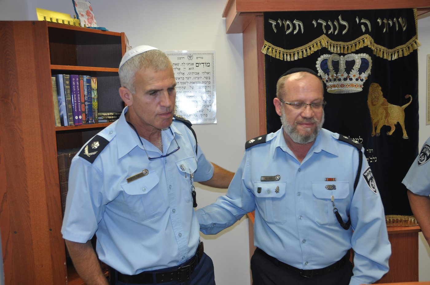 גאב"ד 'העדה' הורה והעציר שוחרר לליל הסדר