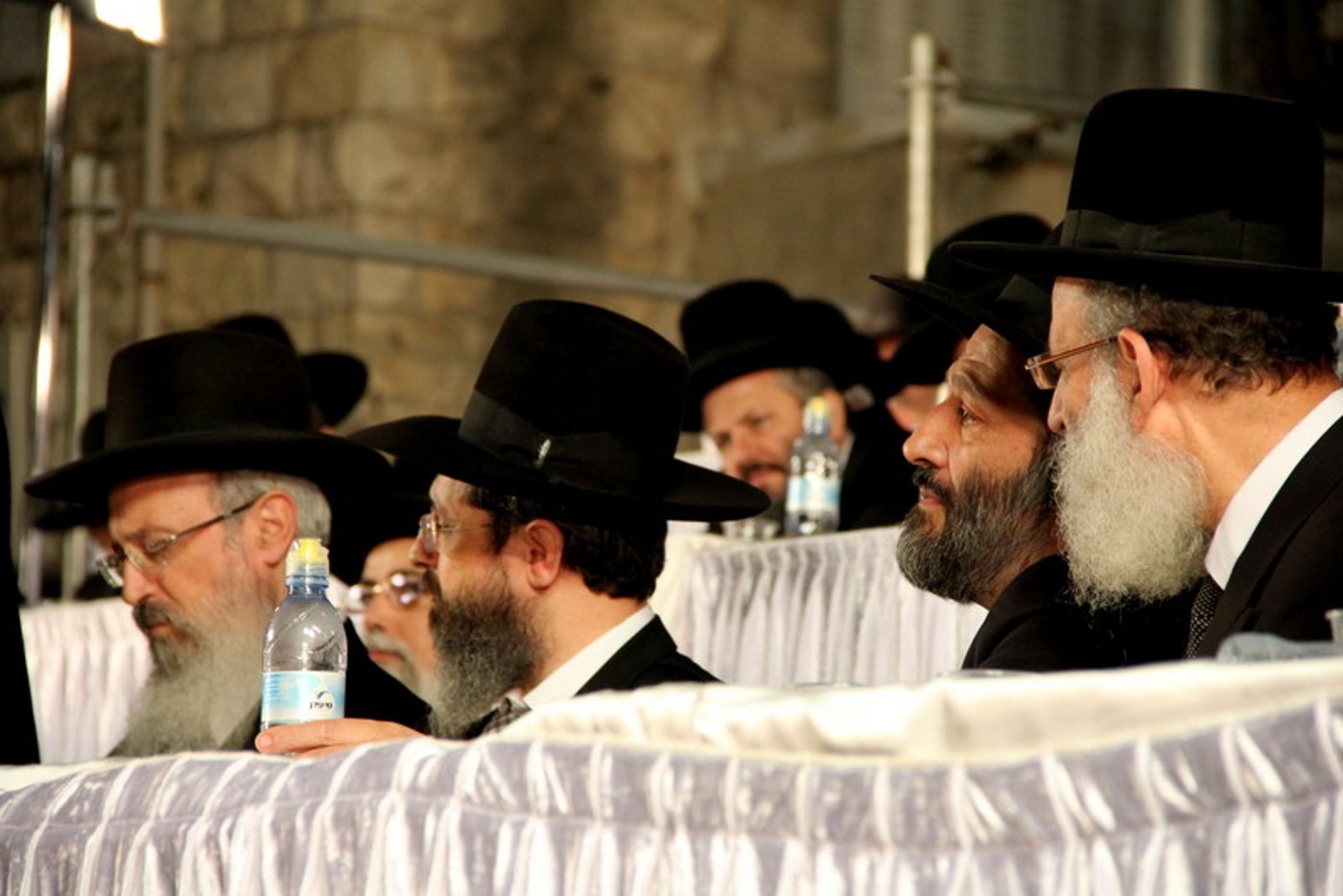 שלושים לפטירת מרן הרב עובדיה • העצרת בוידאו