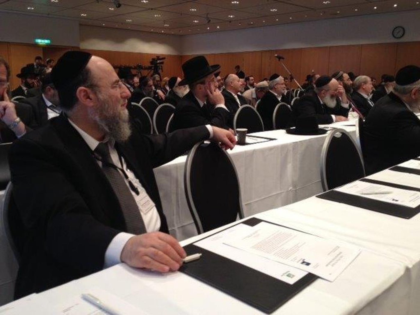 ועידת רבני אירופה הכ"ח נפתחה בברלין • סיקור ותיעוד