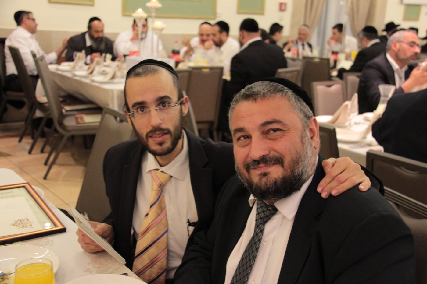 ש"ס מתייצבת מאחורי הרב אברג'ל: "מחזקים את ידיו"