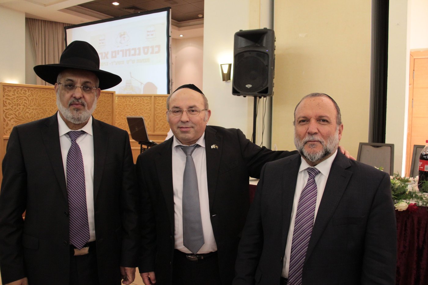 ש"ס מתייצבת מאחורי הרב אברג'ל: "מחזקים את ידיו"