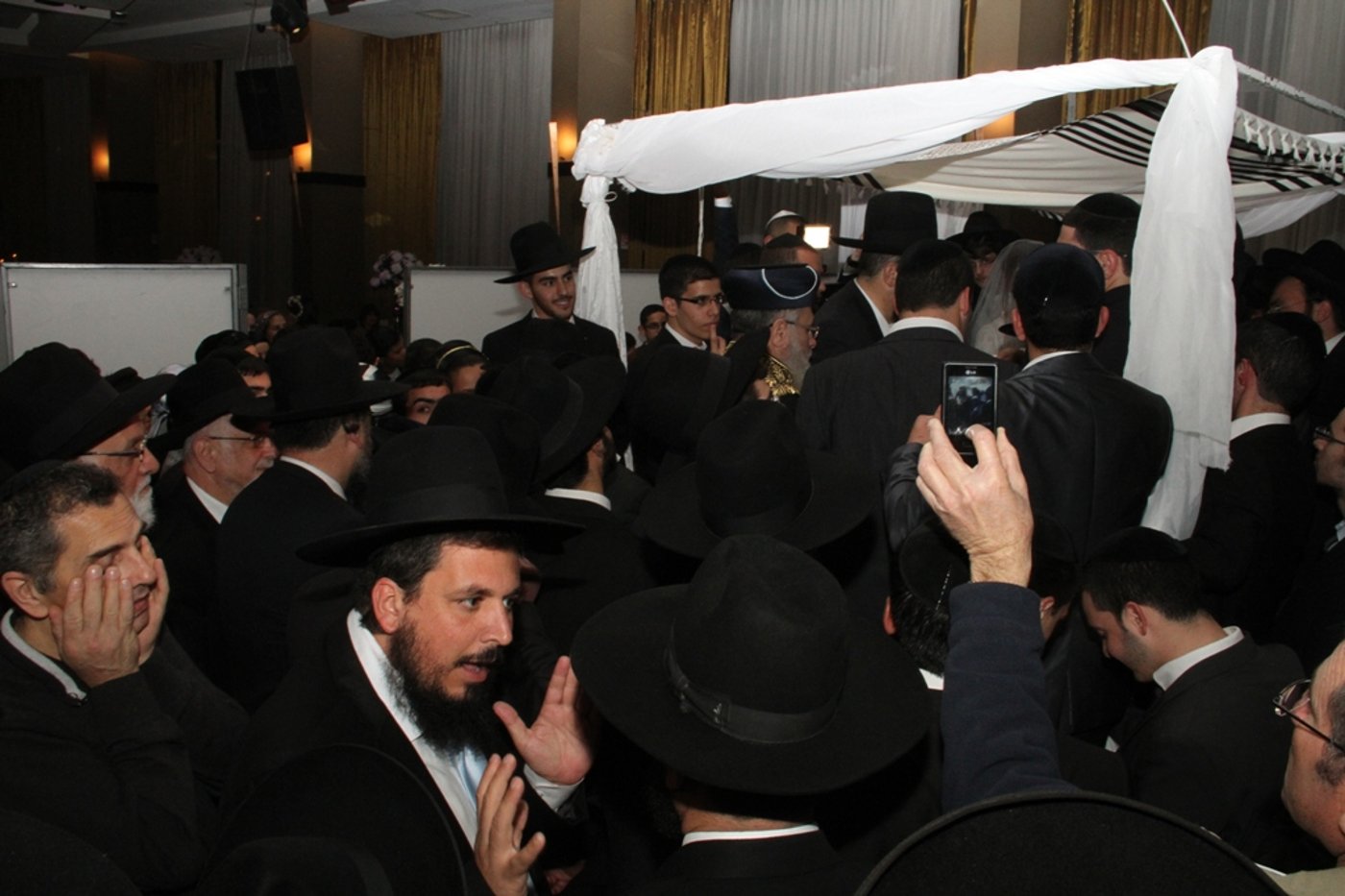 גלריה: מיכאל מימון נהגו של הראשל"צ הגר"י יוסף התחתן