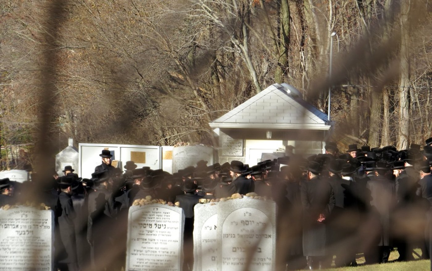 תיעוד דומע: הלווית נינת האדמו"ר מויז'ניץ מונסי