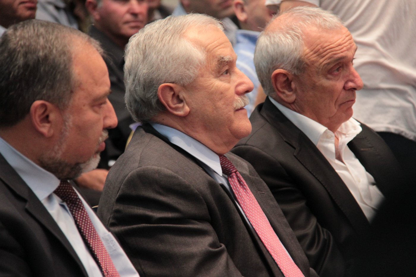 ליברמן בועידת ישראל ביתנו:  סירבתי לדון בהצעת הדיל של הרב אוירבך