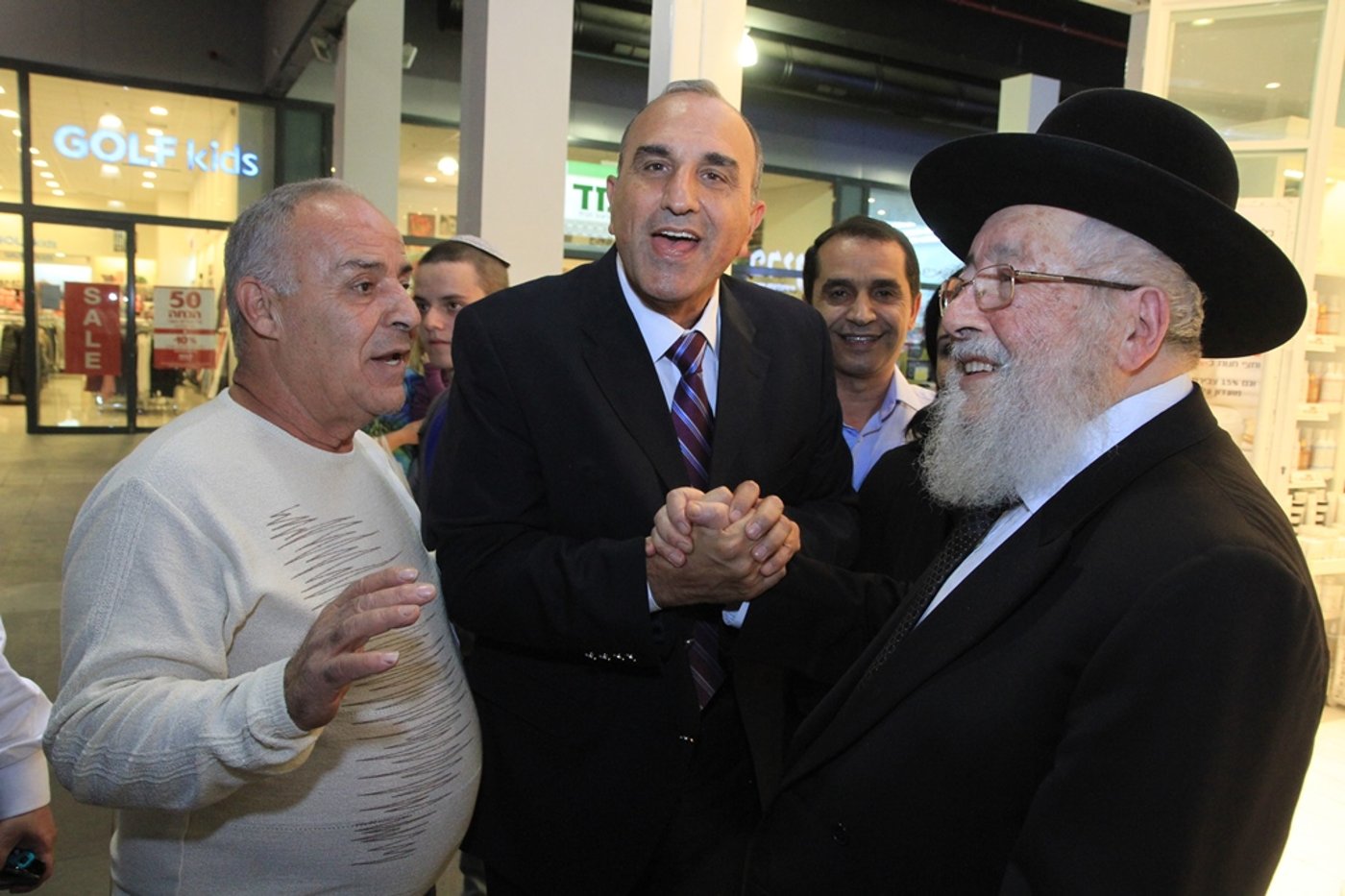 וינשטיין צפוי להכריע מחר האם לערער על הבחירות