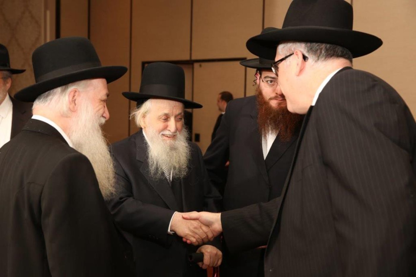 צפו: הדינר המסורתי בניו יורק לטובת ישיבת פוניבז'