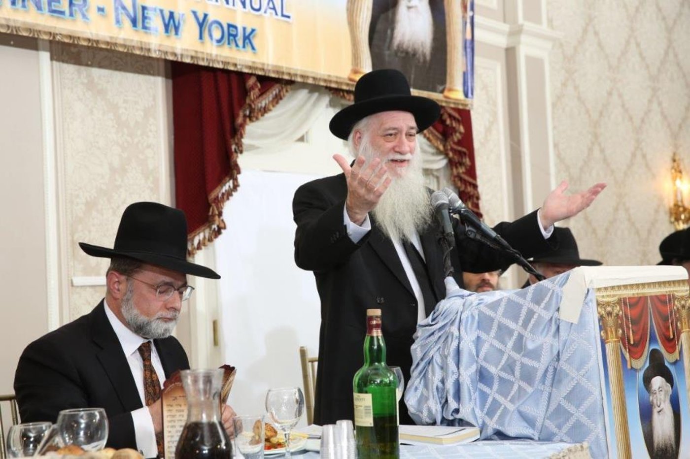 צפו: הדינר המסורתי בניו יורק לטובת ישיבת פוניבז'