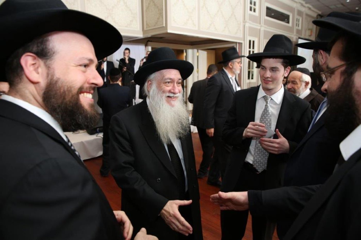 צפו: הדינר המסורתי בניו יורק לטובת ישיבת פוניבז'