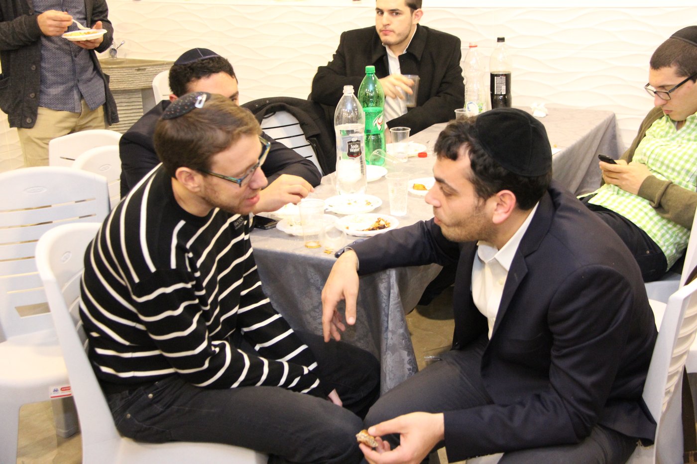 יעקב בצלאל ויהודה שלזינגר