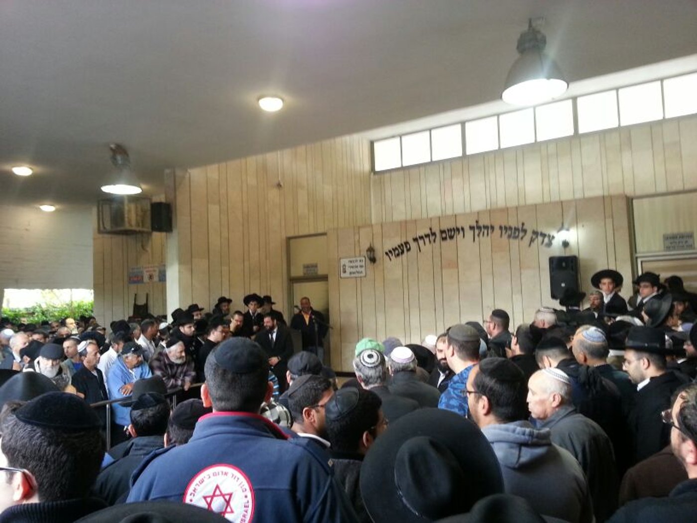 אם הגר"ש כהן בבכי לגר"ש עמאר: "הלך לי הבן שלי"