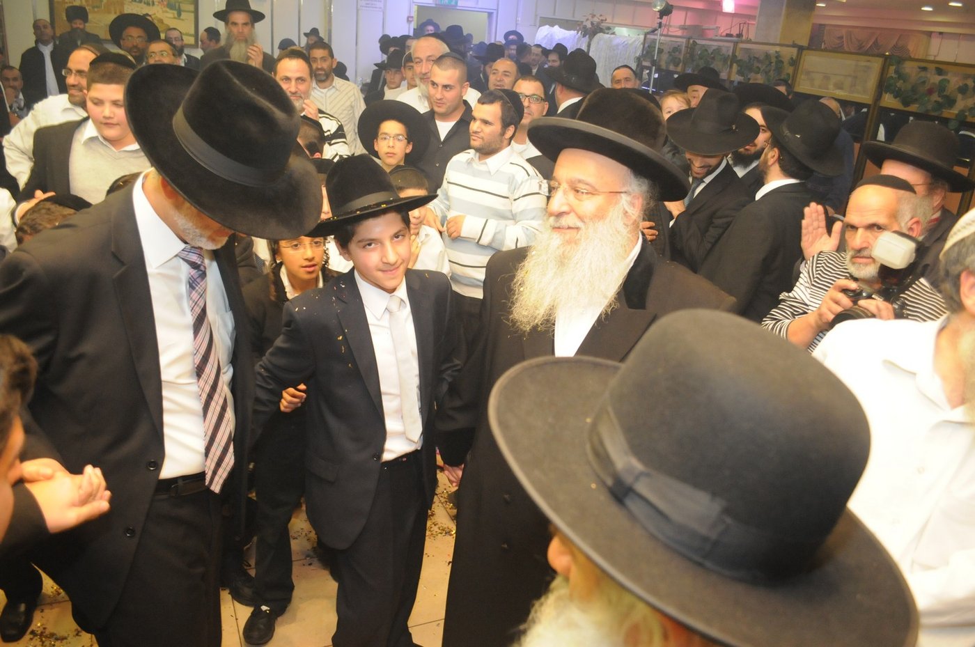 גלריה: בר מצווה לבנו של המקובל הרב בניהו שמואלי
