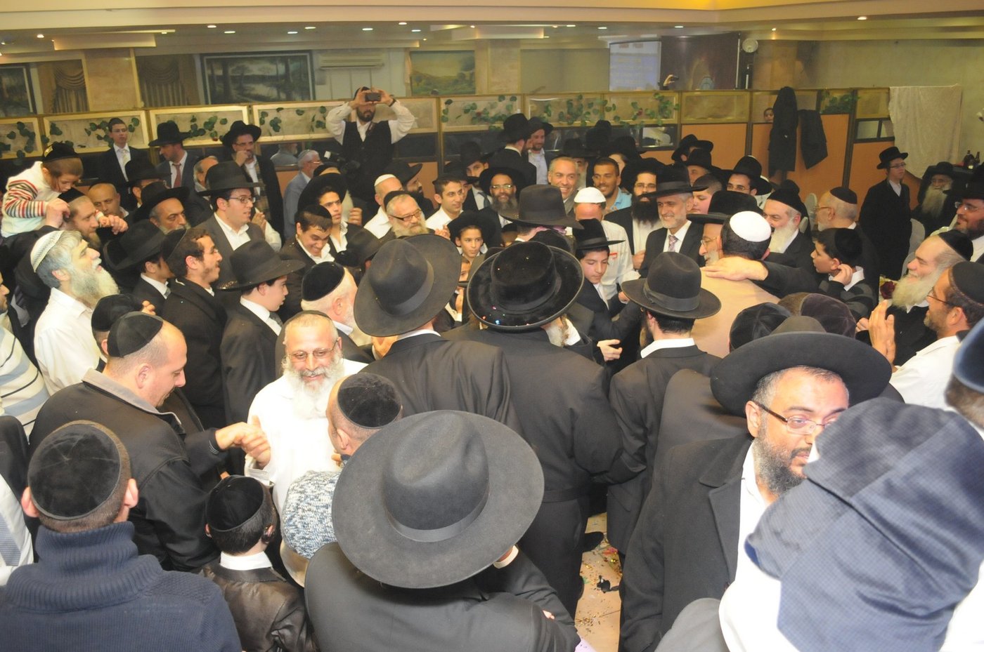 גלריה: בר מצווה לבנו של המקובל הרב בניהו שמואלי