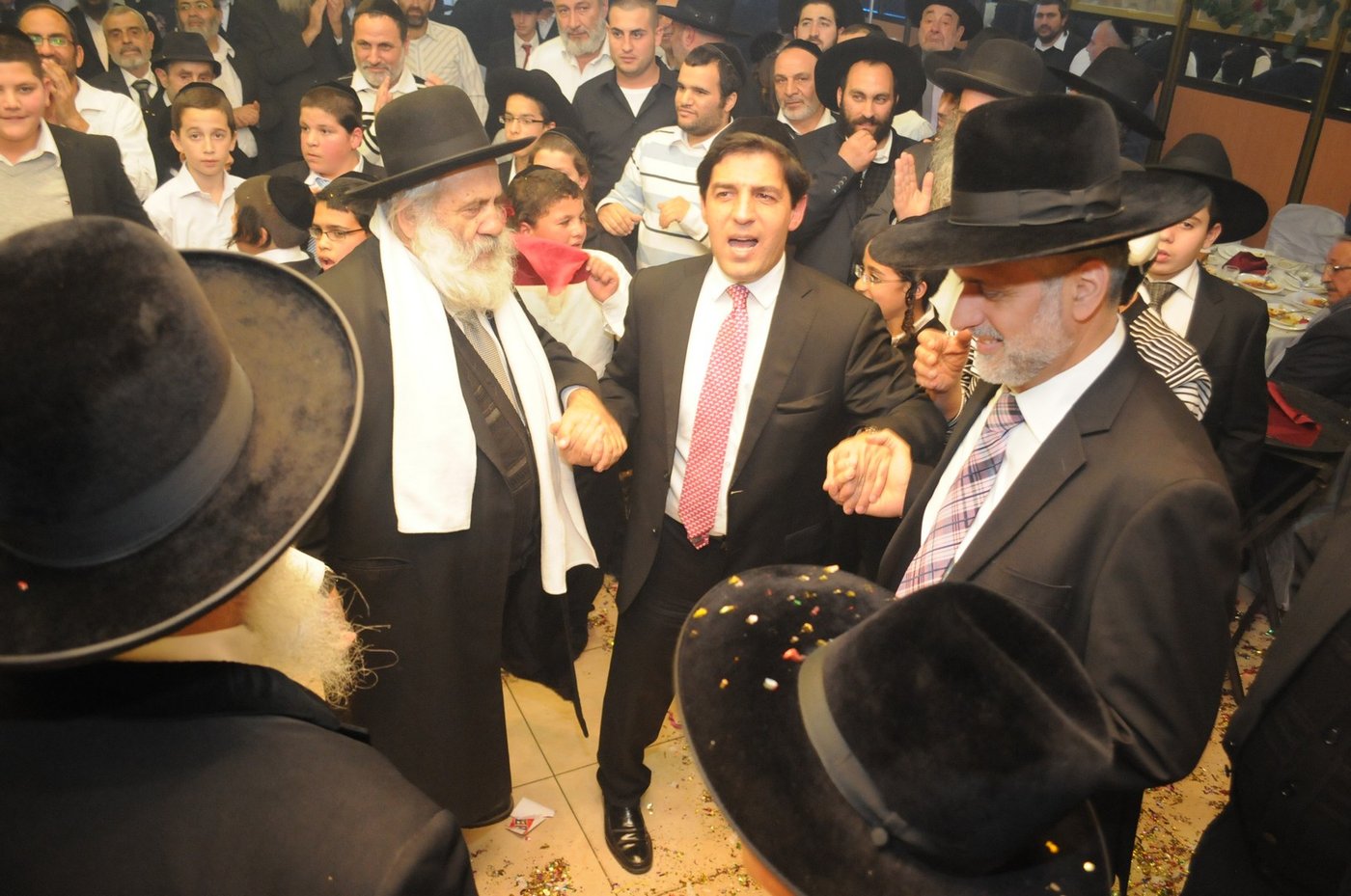 גלריה: בר מצווה לבנו של המקובל הרב בניהו שמואלי