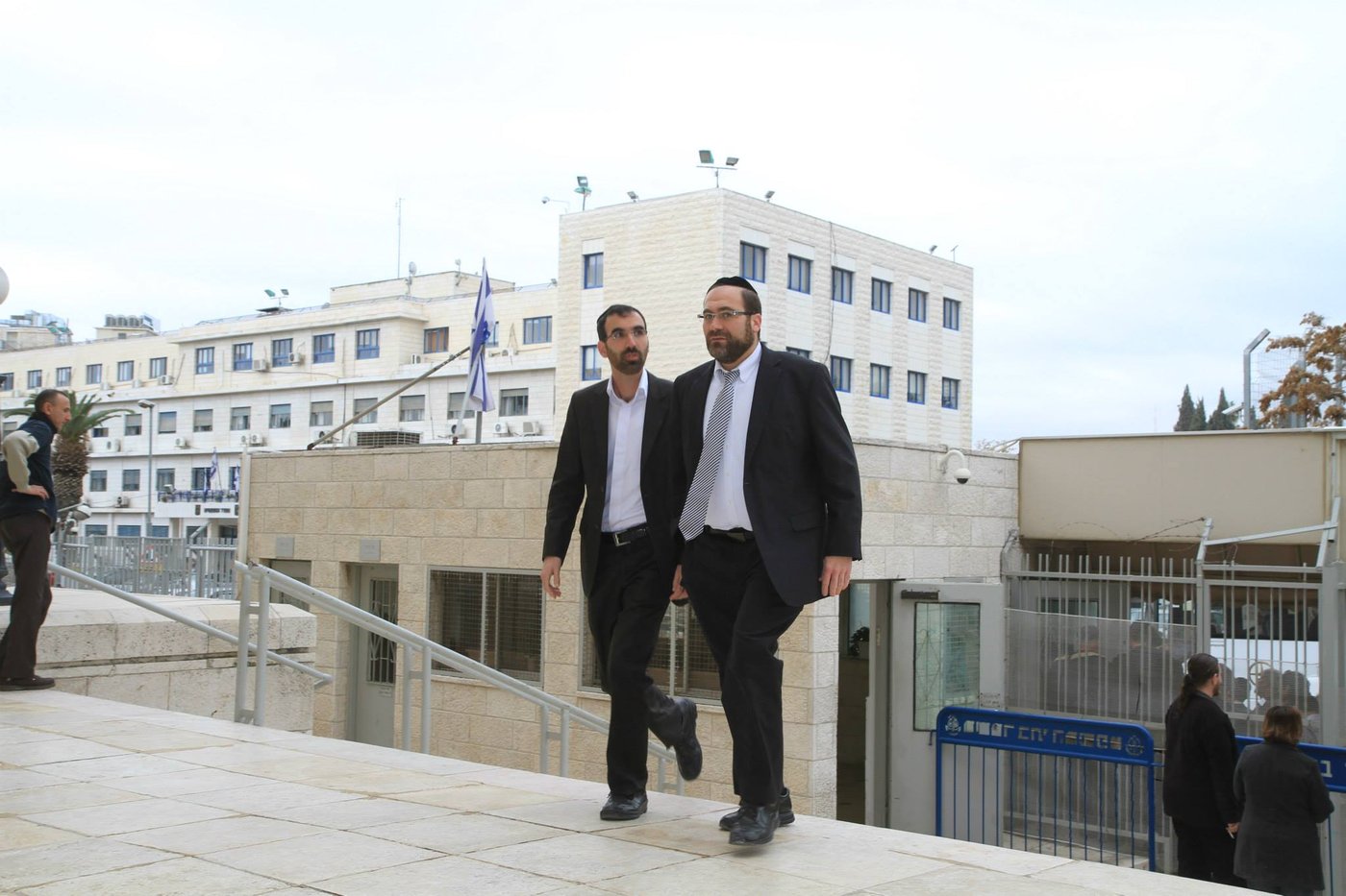 ביהמ"ש הורה להעביר את חומר החקירה בתוך יומיים