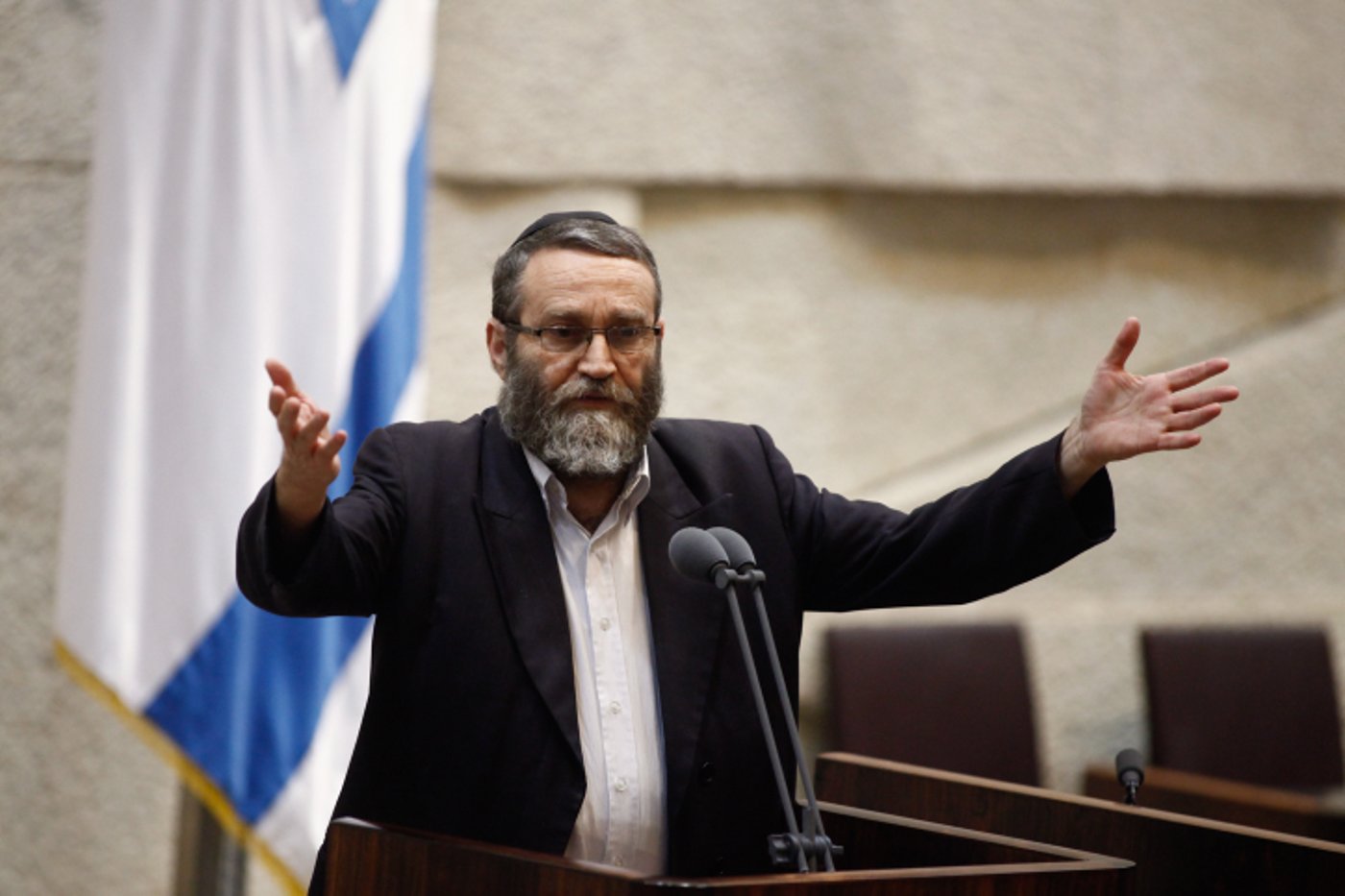 ח"כ שטרן בכנסת: "למה מאפשרים לתלמידי הישיבות חופשה ארוכה?"