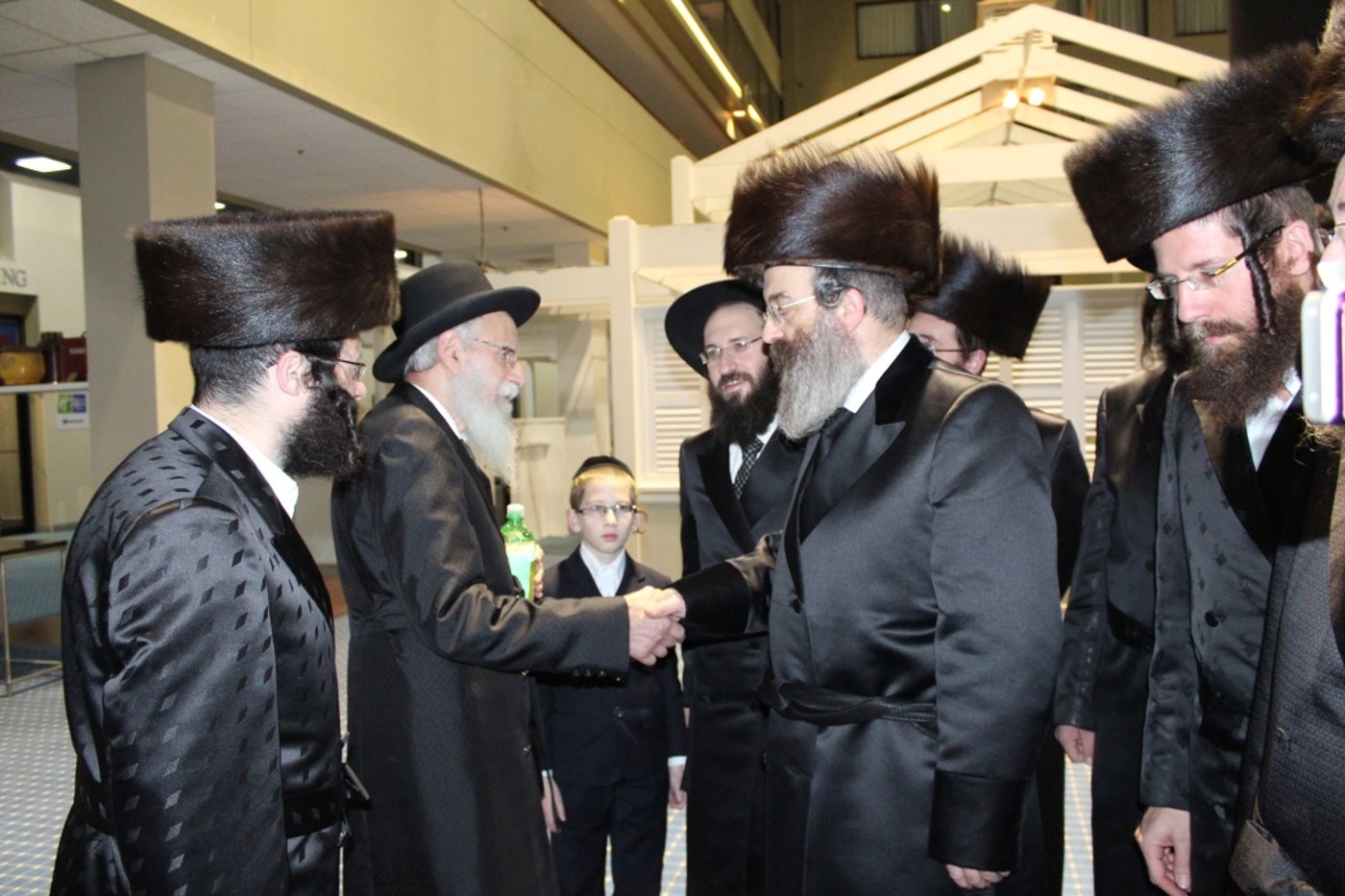 האדמו"ר מסאדיגורא בשבת בקונטיקט בארה"ב