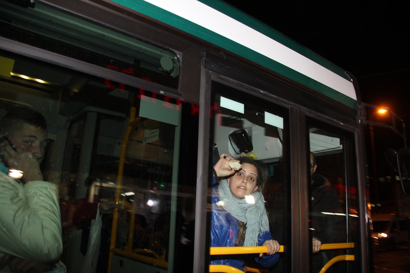המצור על ציון הגר"ע יוסף: כך נבלמו המתפללים • צפו