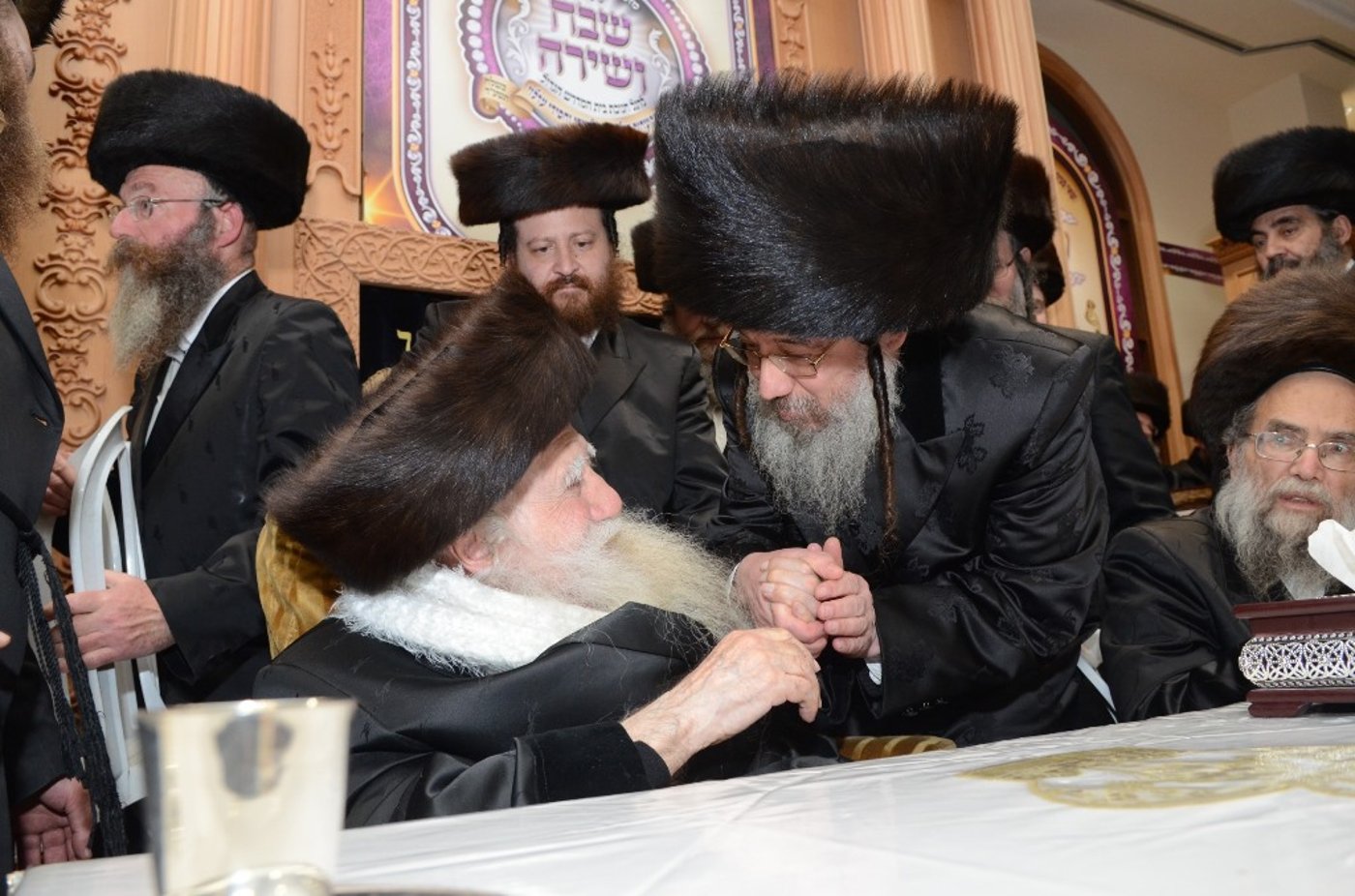 שבת "שבח ושירה" בחסידות ערלוי • תיעוד ענק