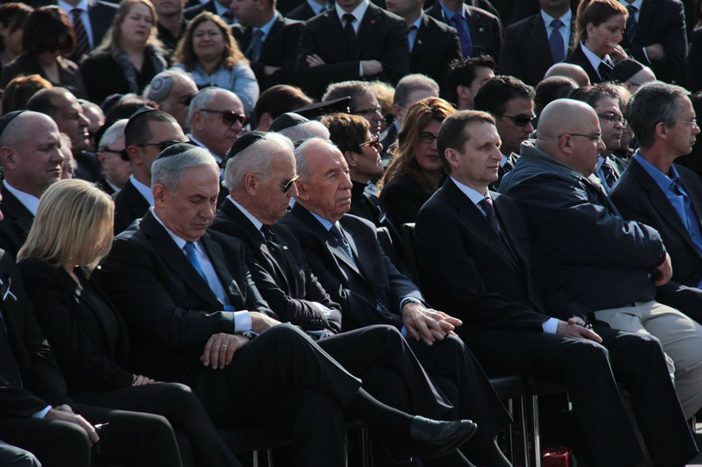 האשכבה: הרבנים הראשיים נשאו תפילה בשירת הזמרת