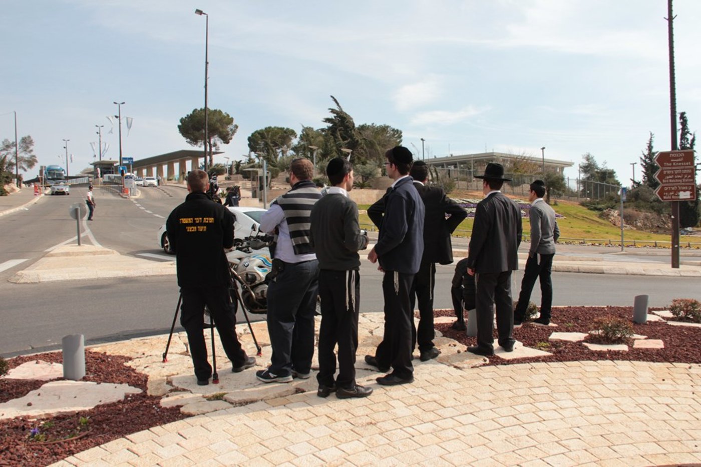 האשכבה: הרבנים הראשיים נשאו תפילה בשירת הזמרת