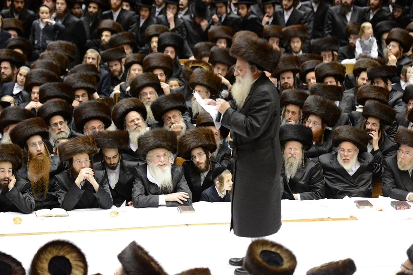 תיעוד ענק: חתונת בת הרבי מבאבוב