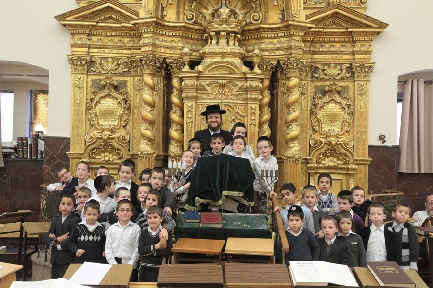 מבית שמש לבתי גדולי ישראל  בבני-ברק • תיעוד
