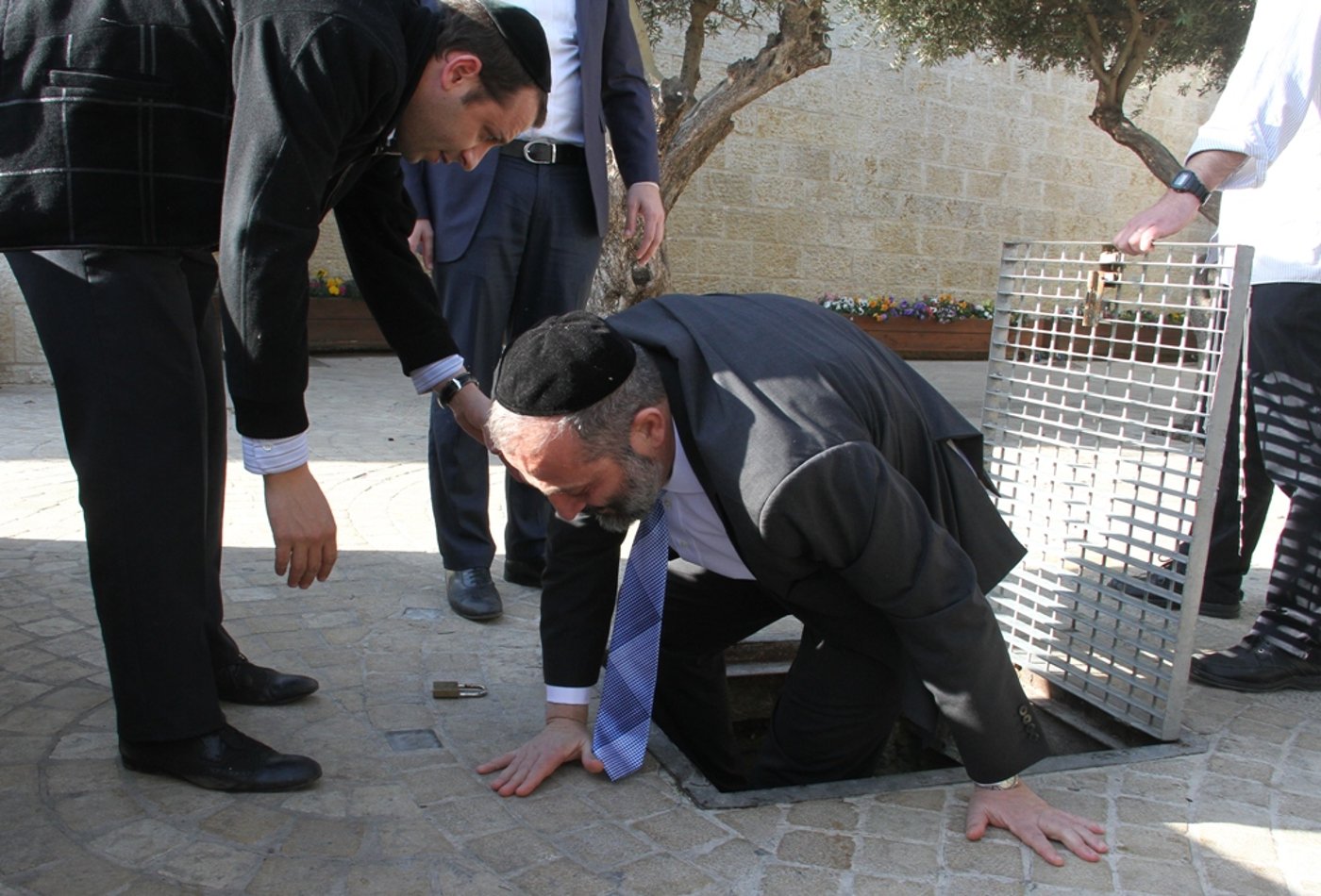 דרעי סייר בעיר דוד: "המדינה צריכה להשקיע במקום הזה כמה שיותר"