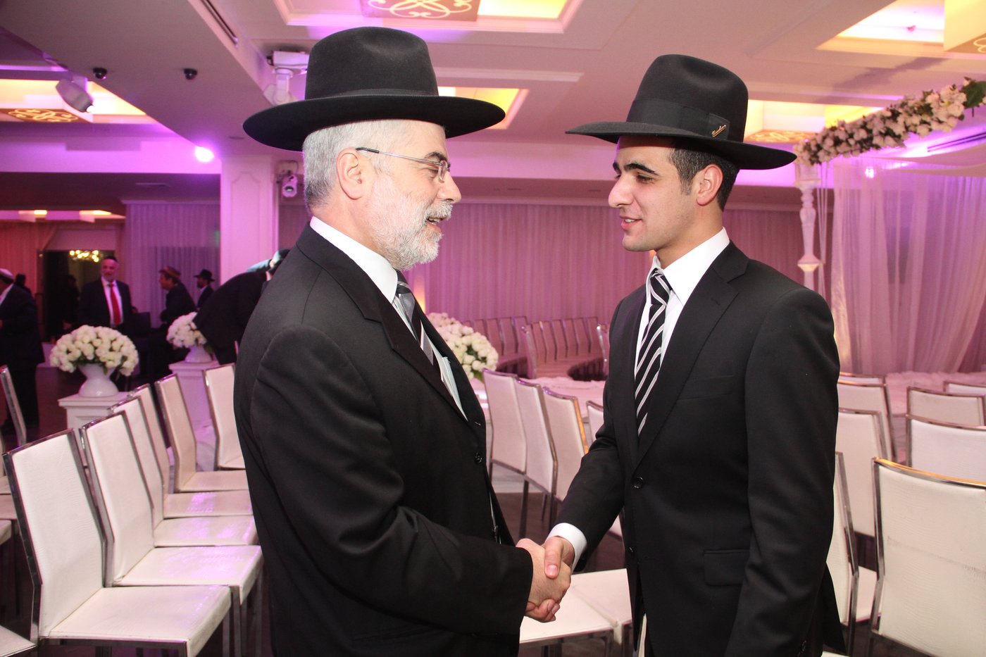 גלריה: ישי כהן התחתן, כולם באו לאחל מזל טוב