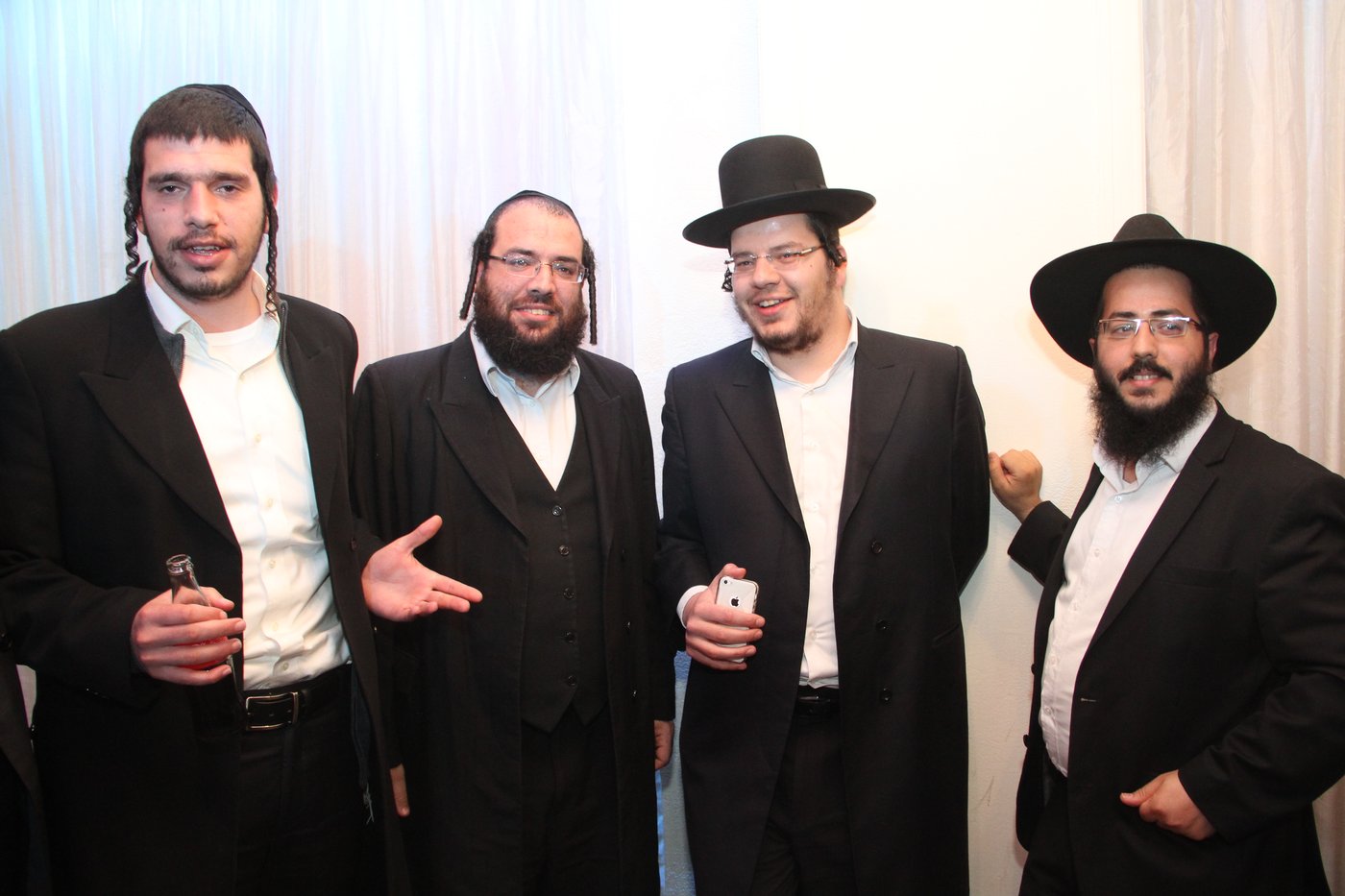 גלריה: ישי כהן התחתן, כולם באו לאחל מזל טוב