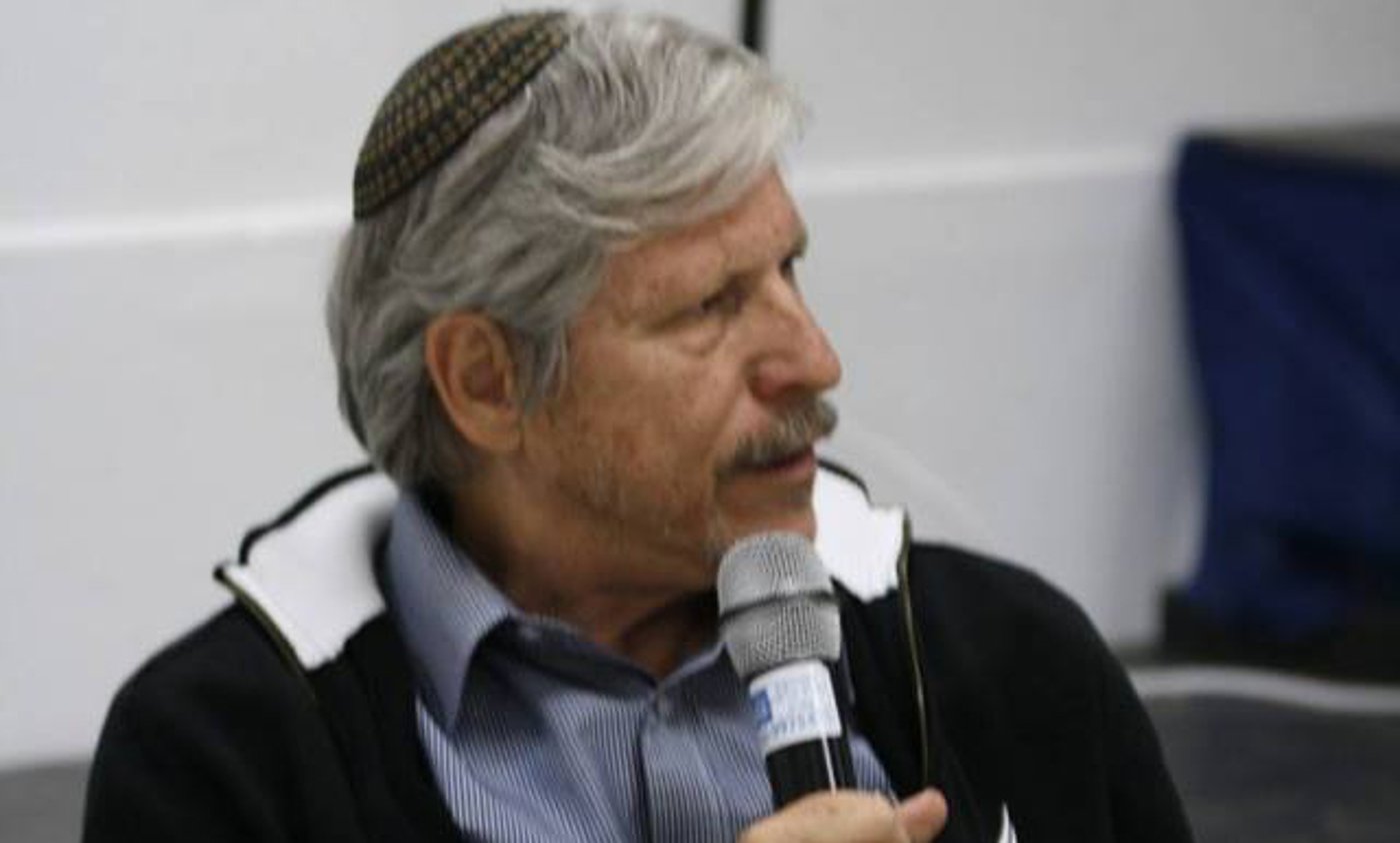 עדי מינץ: "ג'ון קרי אנטישמי"